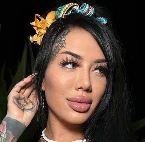 Lacey Jayne / lacey.